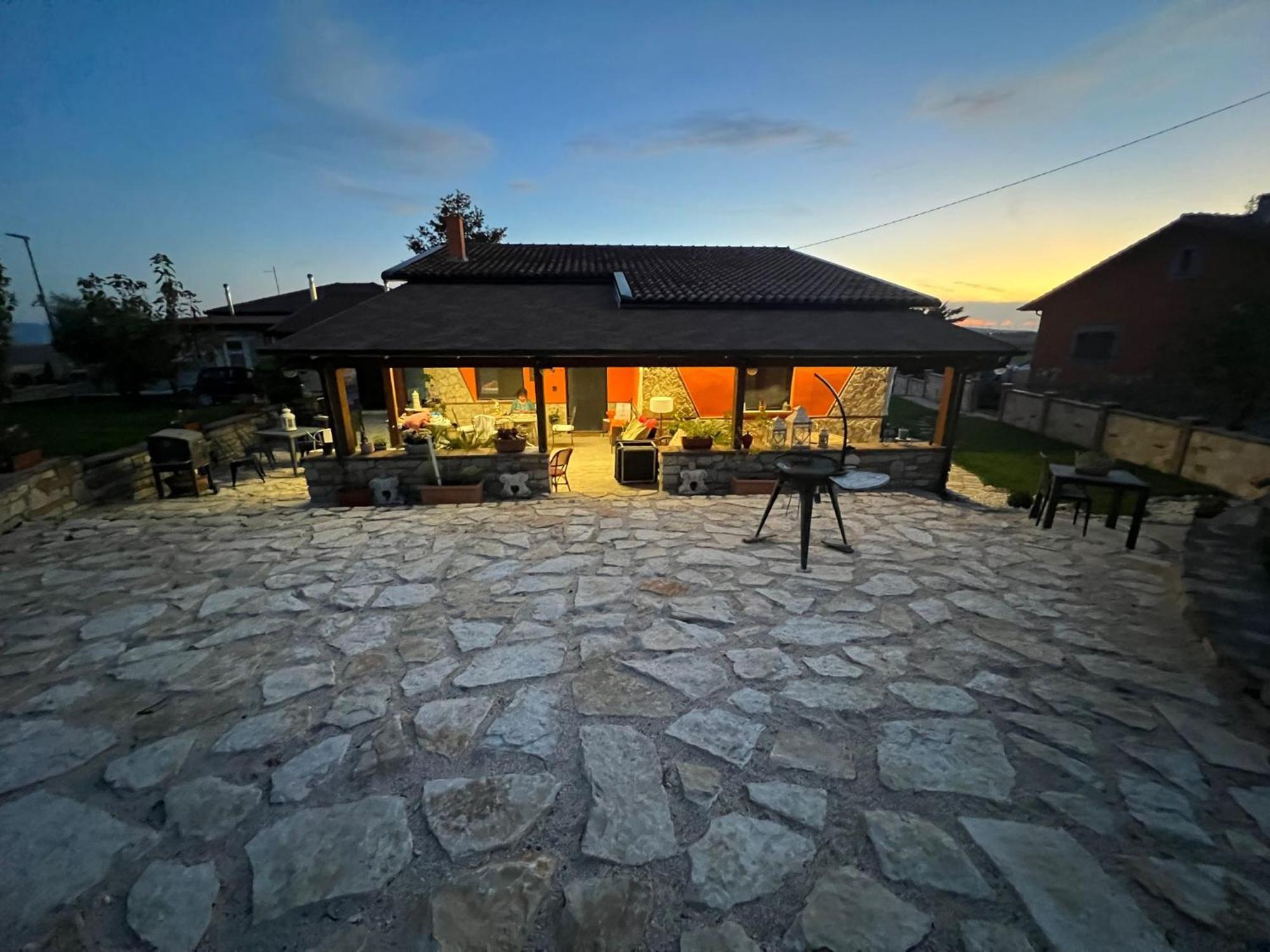 비사키아 Truni Farm Country House B&B 외부 사진